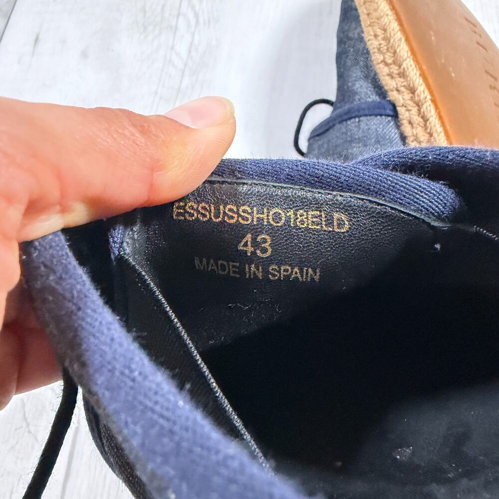 BURBERRY Mens Euro 43/ US 10 Navy Blue Denim Espadrille Laced Shoes Travel - Picture 10 of 10